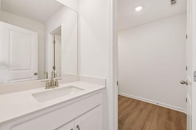 5452 Hargrove Way, Flowery Branch, GA 30542