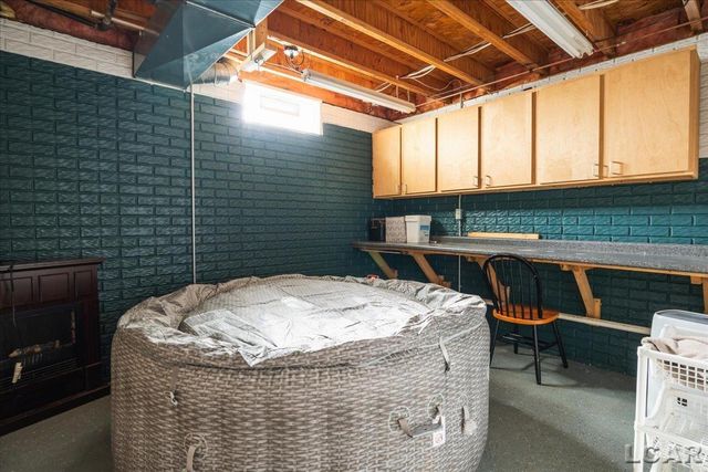 2860 Dawn Drive, Adrian Twp, MI 49221