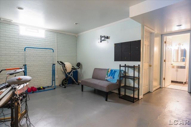 2860 Dawn Drive, Adrian Twp, MI 49221