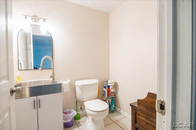 2860 Dawn Drive, Adrian Twp, MI 49221