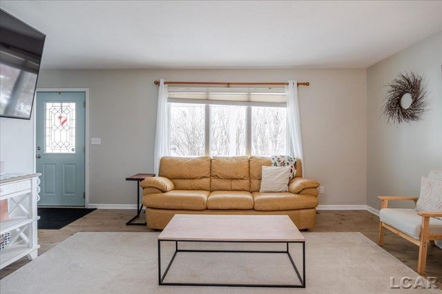 2860 Dawn Drive, Adrian Twp, MI 49221