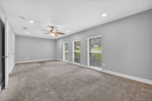 1400 Ems Road W, Fort Worth, TX 76116