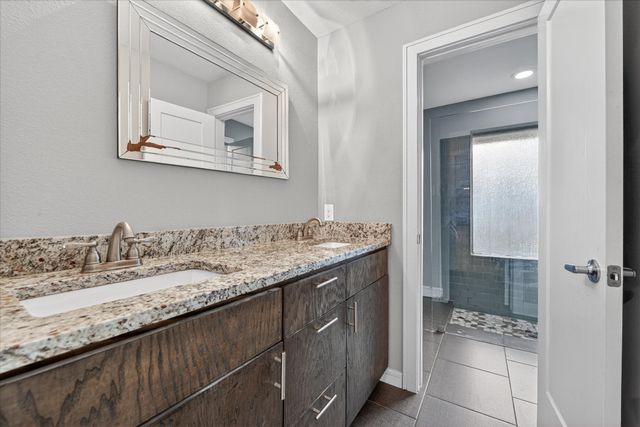 1400 Ems Road W, Fort Worth, TX 76116