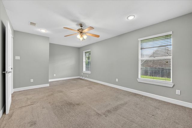 1400 Ems Road W, Fort Worth, TX 76116