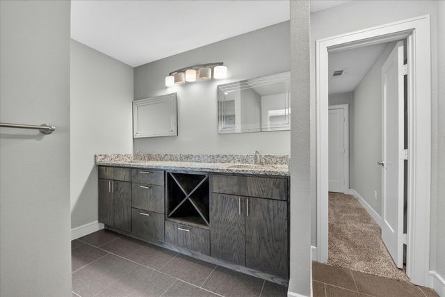 1400 Ems Road W, Fort Worth, TX 76116