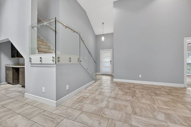 1400 Ems Road W, Fort Worth, TX 76116