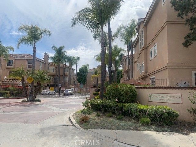 13967 LEMOLI Avenue, Hawthorne, CA 90250