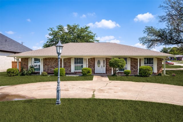 6355 Starnes Road, Watauga, TX 76148