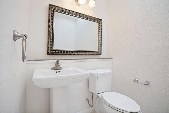 6355 Starnes Road, Watauga, TX 76148