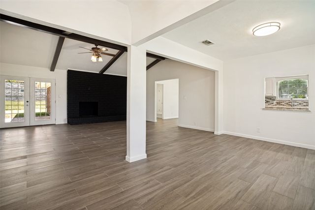 6355 Starnes Road, Watauga, TX 76148