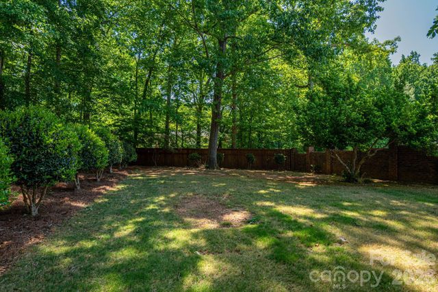 110 Elizabeth Court, Mount Holly, NC 28120