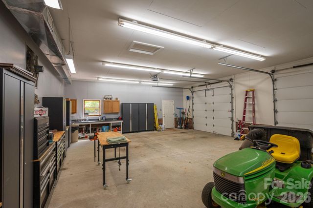 110 Elizabeth Court, Mount Holly, NC 28120