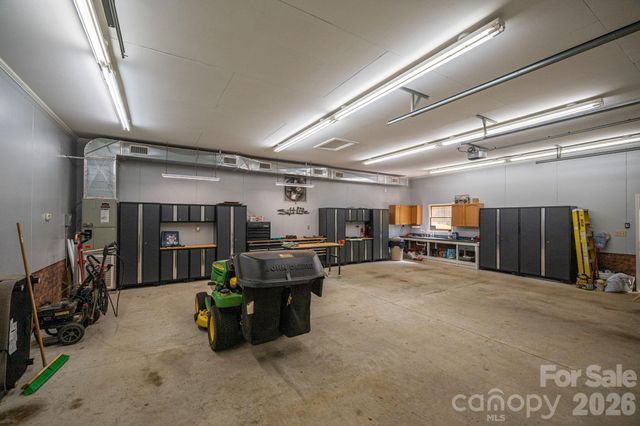 110 Elizabeth Court, Mount Holly, NC 28120