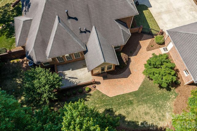 110 Elizabeth Court, Mount Holly, NC 28120