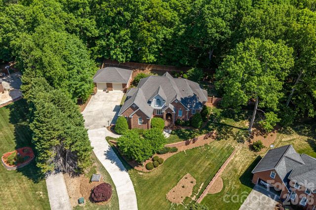 110 Elizabeth Court, Mount Holly, NC 28120