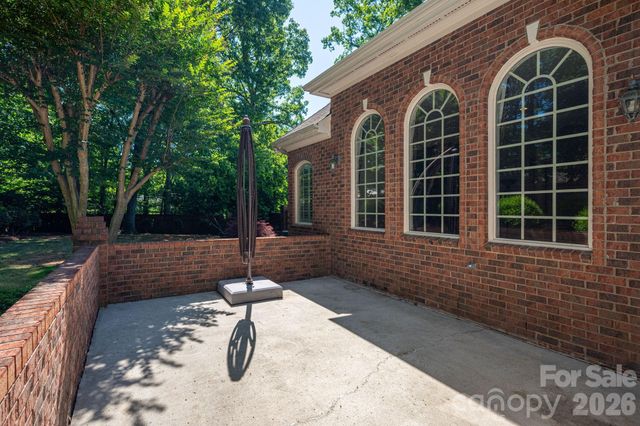 110 Elizabeth Court, Mount Holly, NC 28120