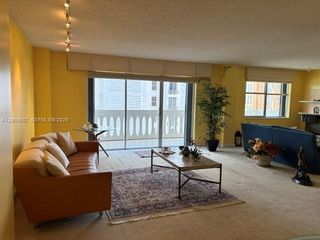 625 Biltmore Way 1201, Coral Gables, FL 33134