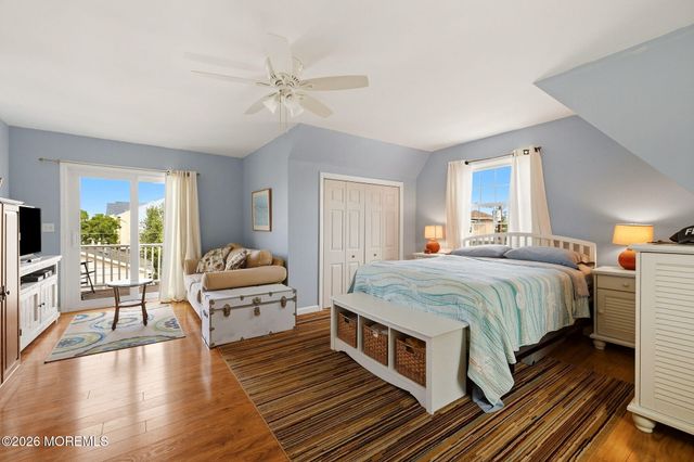 25 Jackson Street, Highlands, NJ 07732