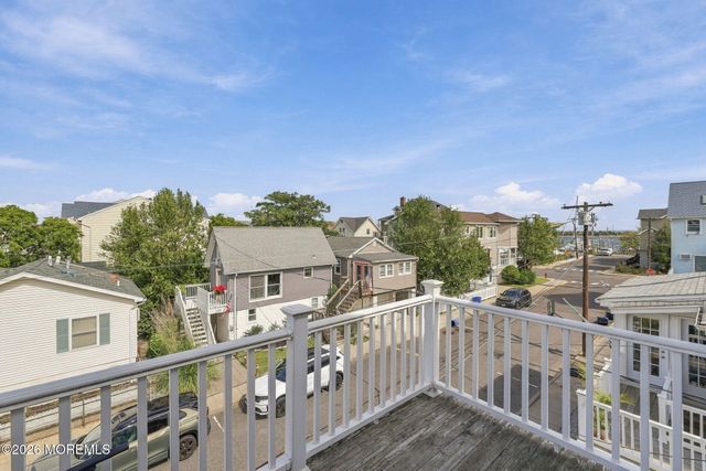 25 Jackson Street, Highlands, NJ 07732