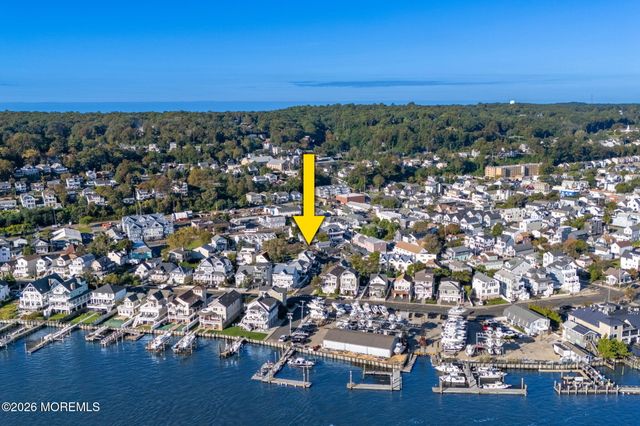 25 Jackson Street, Highlands, NJ 07732