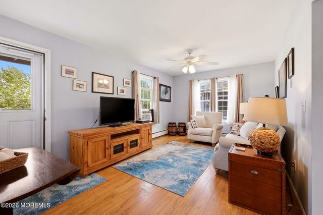 25 Jackson Street, Highlands, NJ 07732