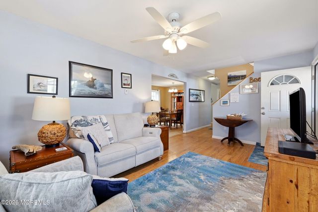 25 Jackson Street, Highlands, NJ 07732