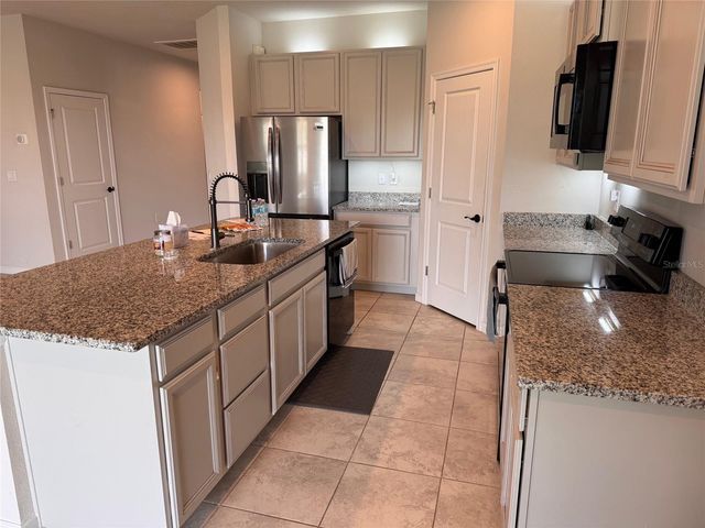 18217 FALLING PINE NEEDLE LANE, Land O Lakes, FL 34638