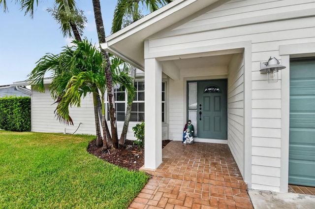 2277 Summit Boulevard, West Palm Beach, FL 33406