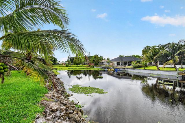 2277 Summit Boulevard, West Palm Beach, FL 33406