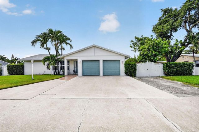 2277 Summit Boulevard, West Palm Beach, FL 33406