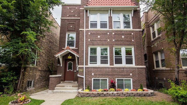 2648 W Lunt Avenue 2, Chicago, IL 60645