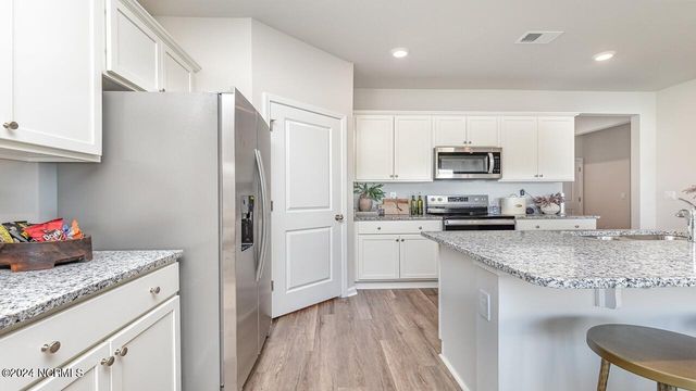 990 Stanbury Bluff Road SW, Supply, NC 28462