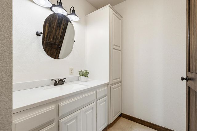 181 Jennettes Road, Denison, TX 75020