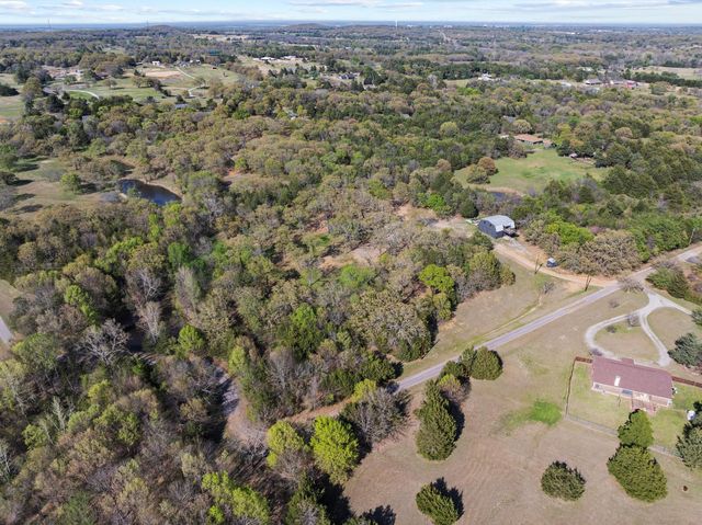 181 Jennettes Road, Denison, TX 75020