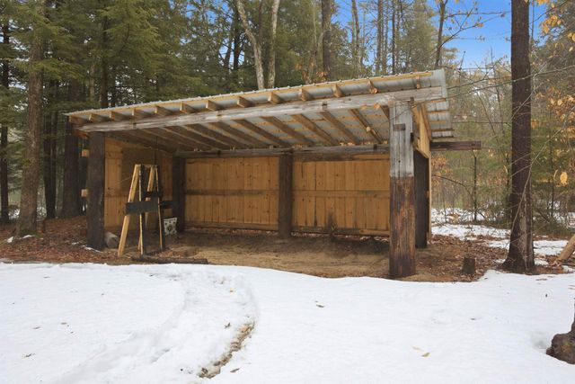 1136 Penacook Road, Hopkinton, NH 03229