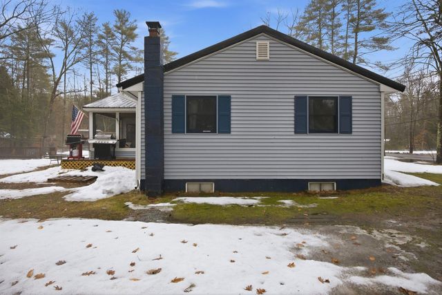 1136 Penacook Road, Hopkinton, NH 03229
