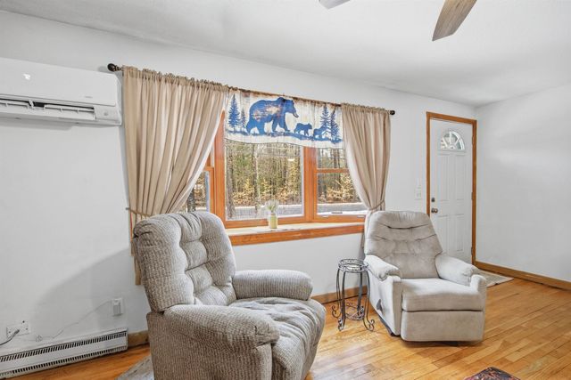 1136 Penacook Road, Hopkinton, NH 03229