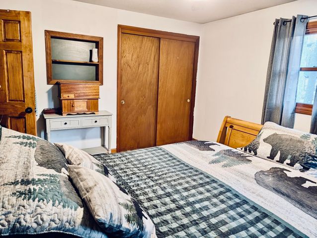 1136 Penacook Road, Hopkinton, NH 03229