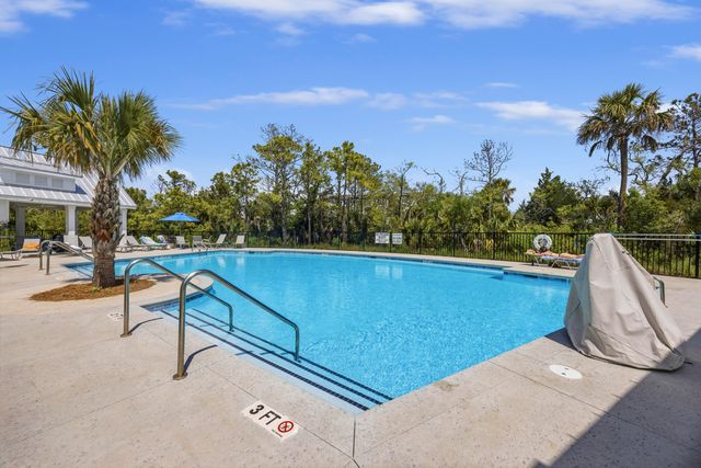 802 Kings Oak Court 4, Charleston, SC 29492