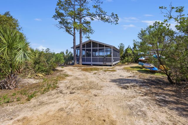 802 Kings Oak Court 4, Charleston, SC 29492