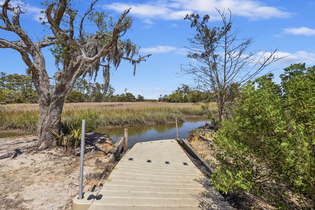 802 Kings Oak Court 4, Charleston, SC 29492