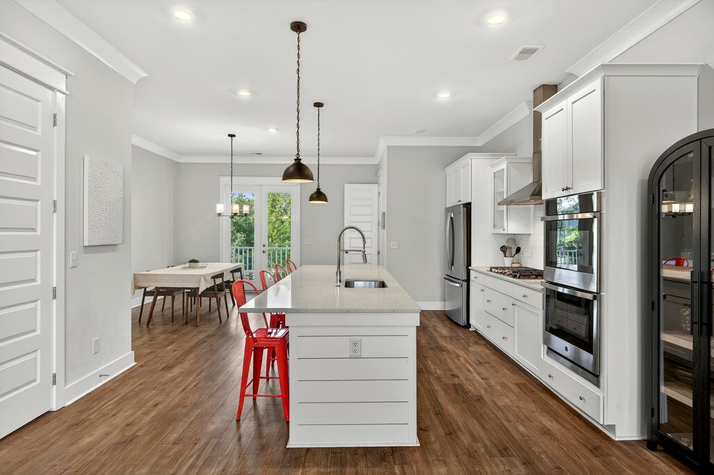 802 Kings Oak Court 4, Charleston, SC 29492
