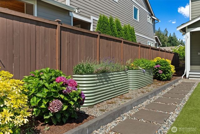 2324 48th Street Ct NW, Gig Harbor, WA 98335