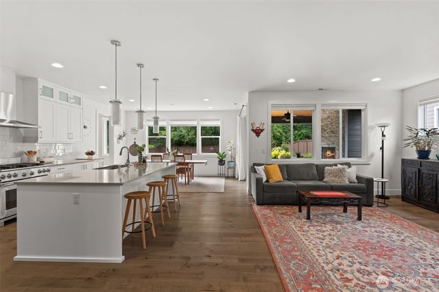 2324 48th Street Ct NW, Gig Harbor, WA 98335