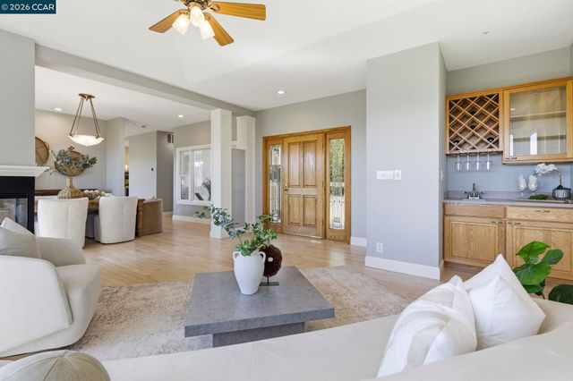 1603B Reliez Valley Road, Lafayette, CA 94549