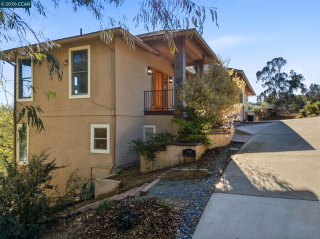 1603B Reliez Valley Road, Lafayette, CA 94549