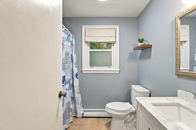5 Ragged Hill Rd, Milford, MA 01757