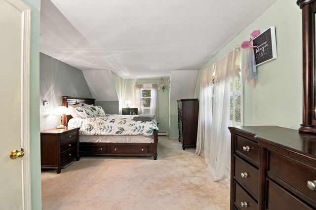 5 Ragged Hill Rd, Milford, MA 01757