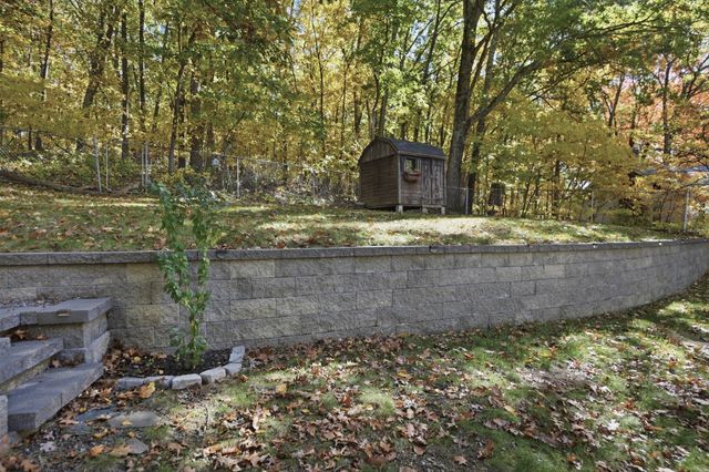 5 Ragged Hill Rd, Milford, MA 01757