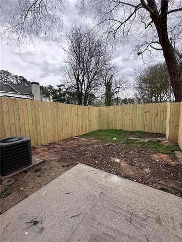 2293 Wellington Circle, Lithonia, GA 30058